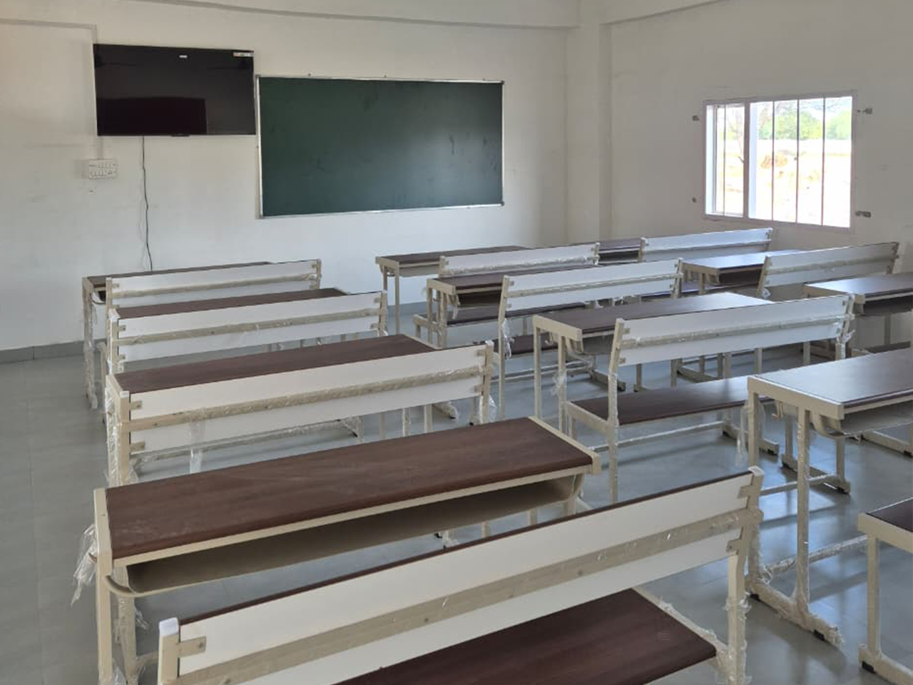 Primary (I - V) class Images